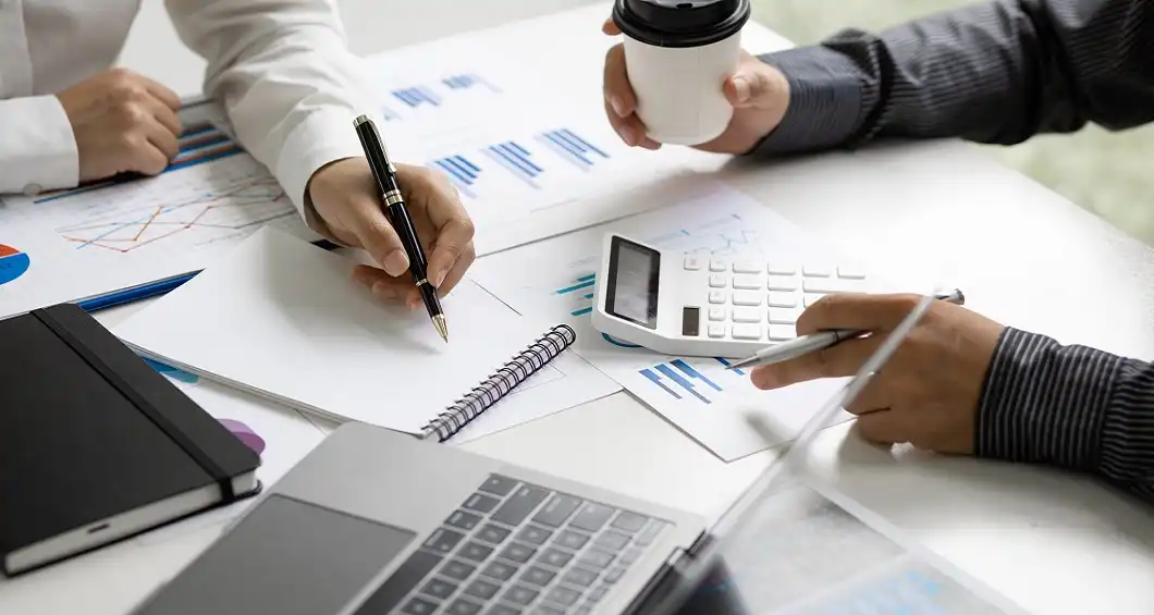 فاکتور رسمی چیست